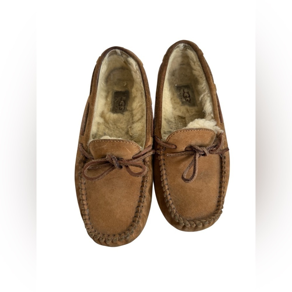 UGG Dakota Moccasin Slipper Chestnut Il Suede Brown Size 6